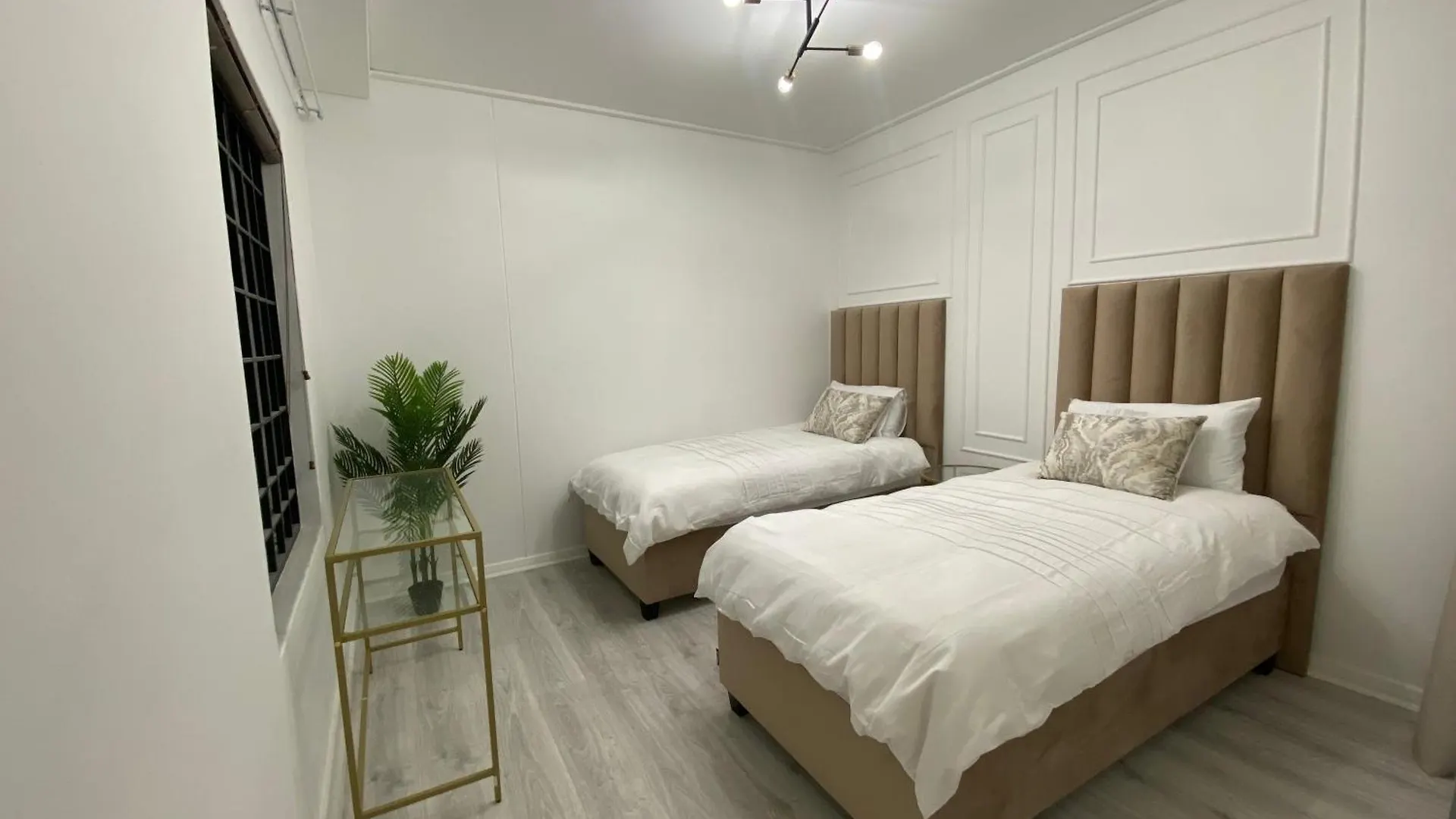 Luxe Living- Flatrock Apartment Cape Town 0*,